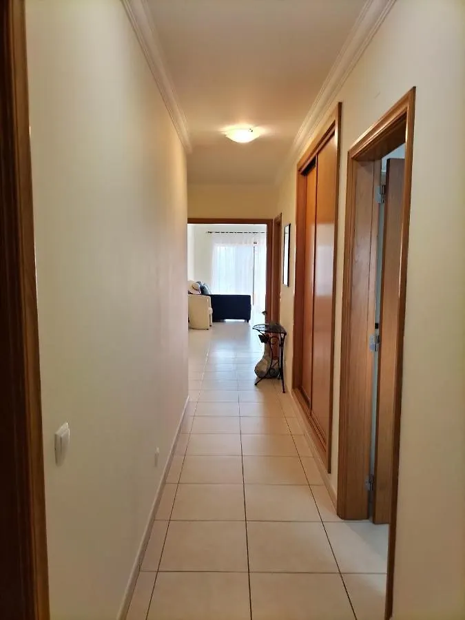 T2 Infante Ac Wifi Garagem 50M Praia Quarteira